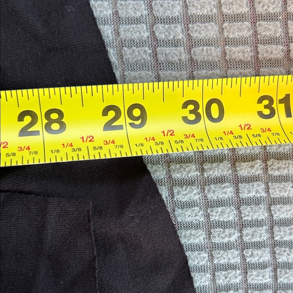 Cleo Black Pleated topper - Picture 7 of 8